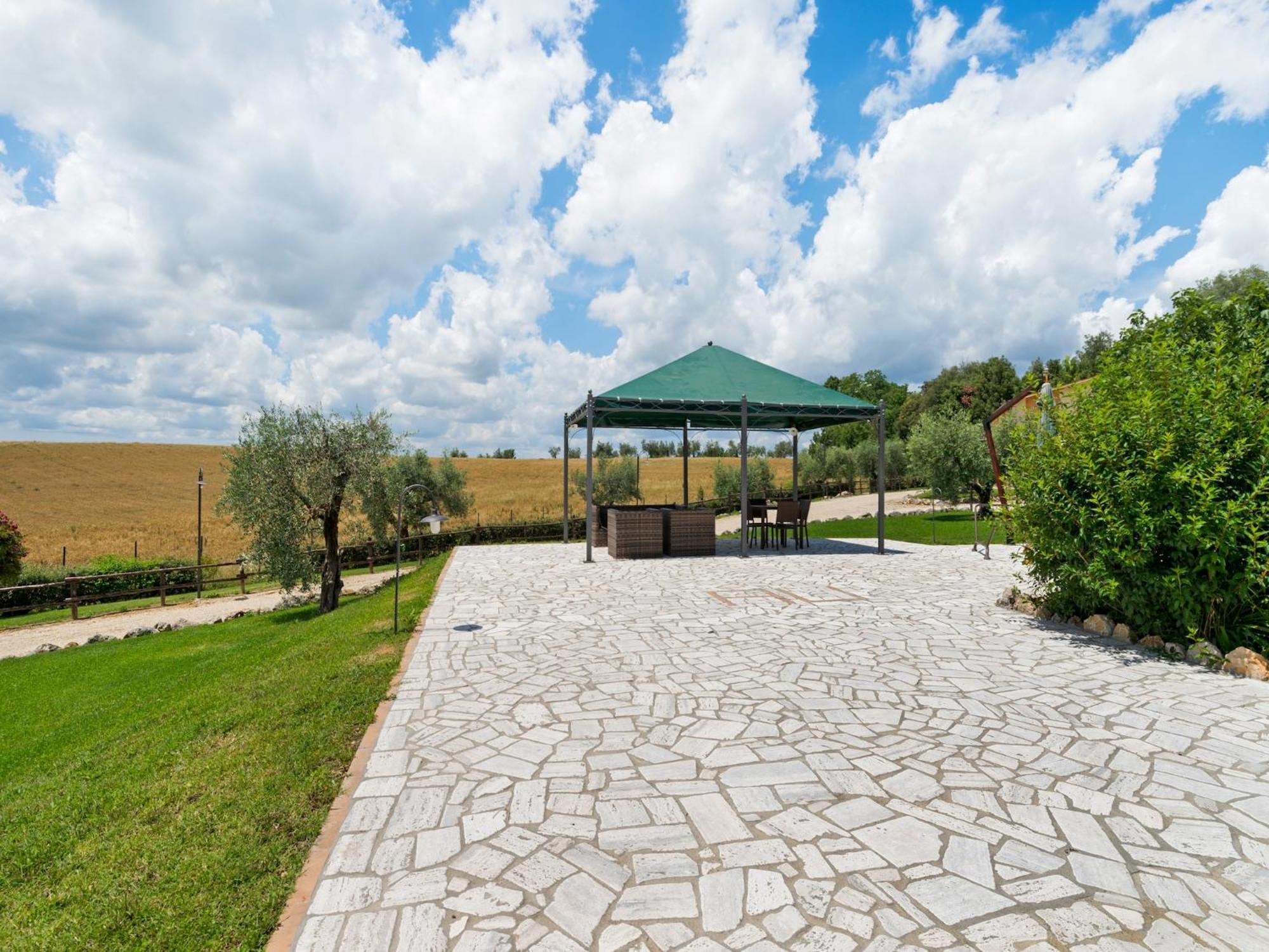 Elegant Apartment Only 1 Hour From Rome Narni Exterior foto