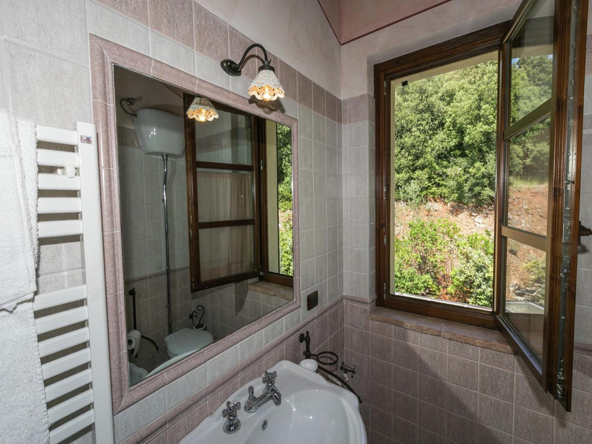 Elegant Apartment Only 1 Hour From Rome Narni Exterior foto