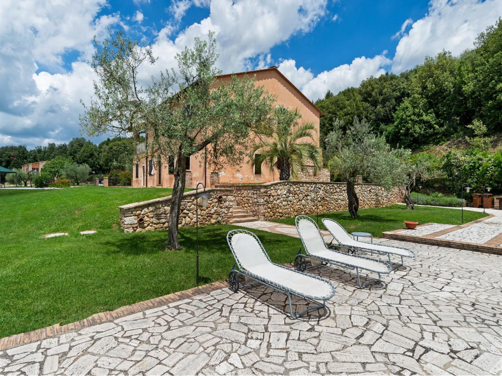 Elegant Apartment Only 1 Hour From Rome Narni Exterior foto