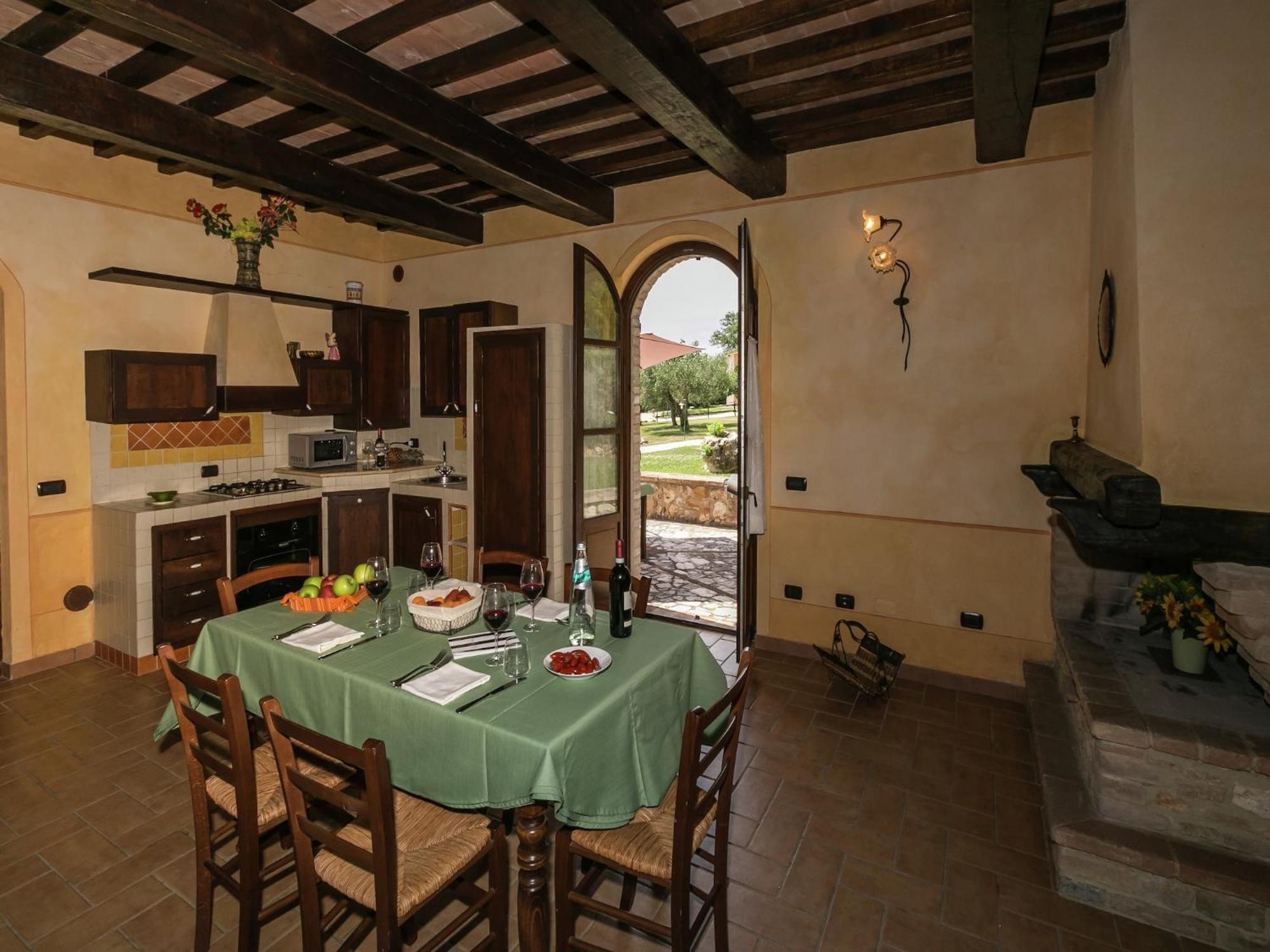 Elegant Apartment Only 1 Hour From Rome Narni Exterior foto